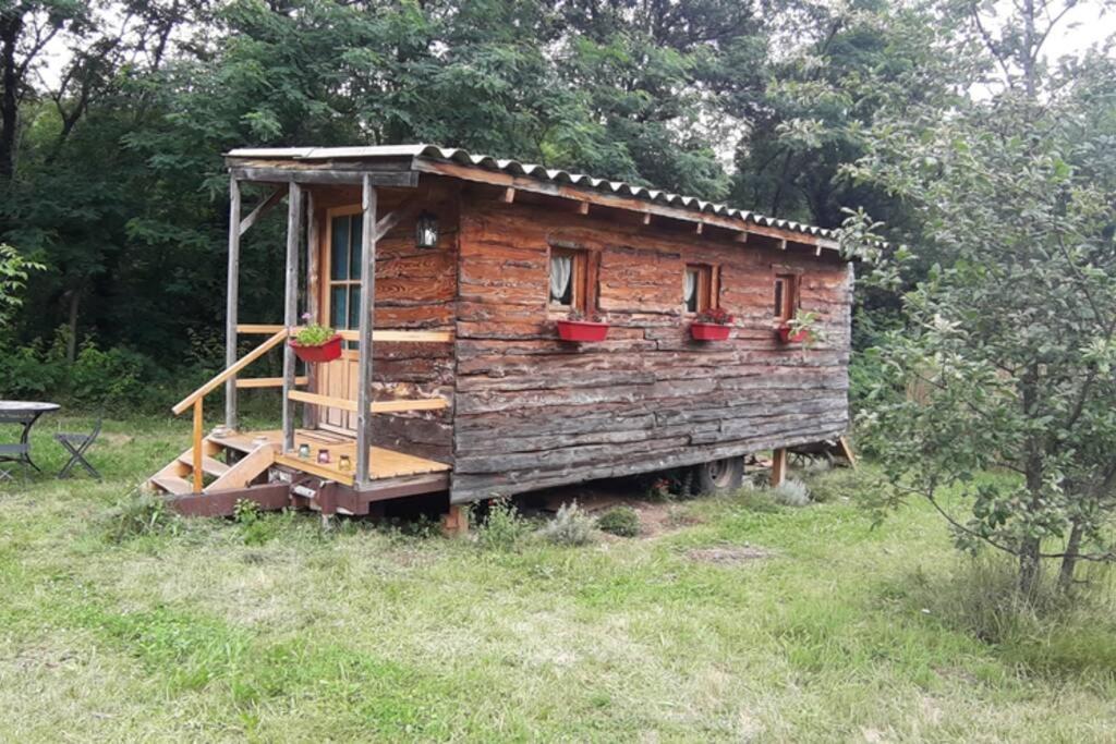 Charmante Roulotte Atypique Jaujac Esterno foto