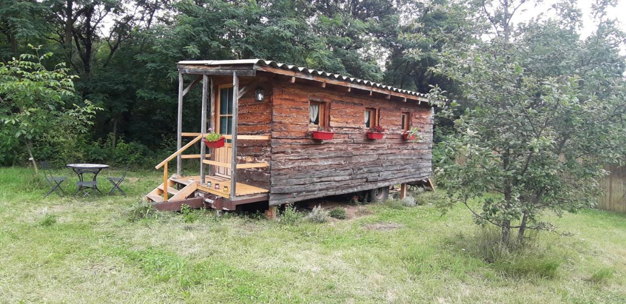 Charmante Roulotte Atypique Jaujac Esterno foto